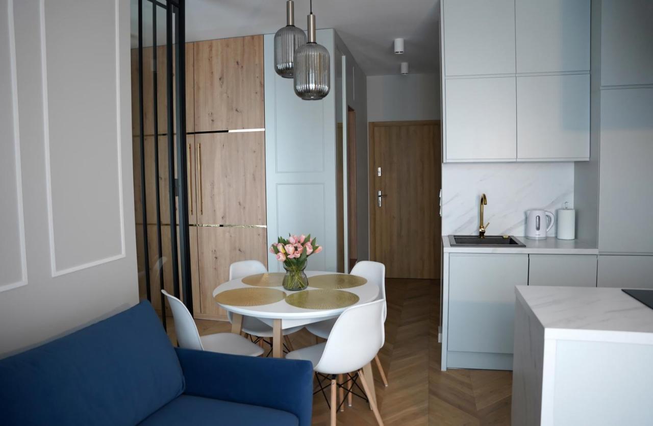 Apartamenty Metro Targowek 27 Warszawa Eksteriør billede