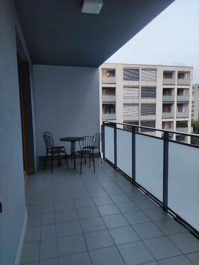 Apartamenty Metro Targowek 27 Warszawa Eksteriør billede