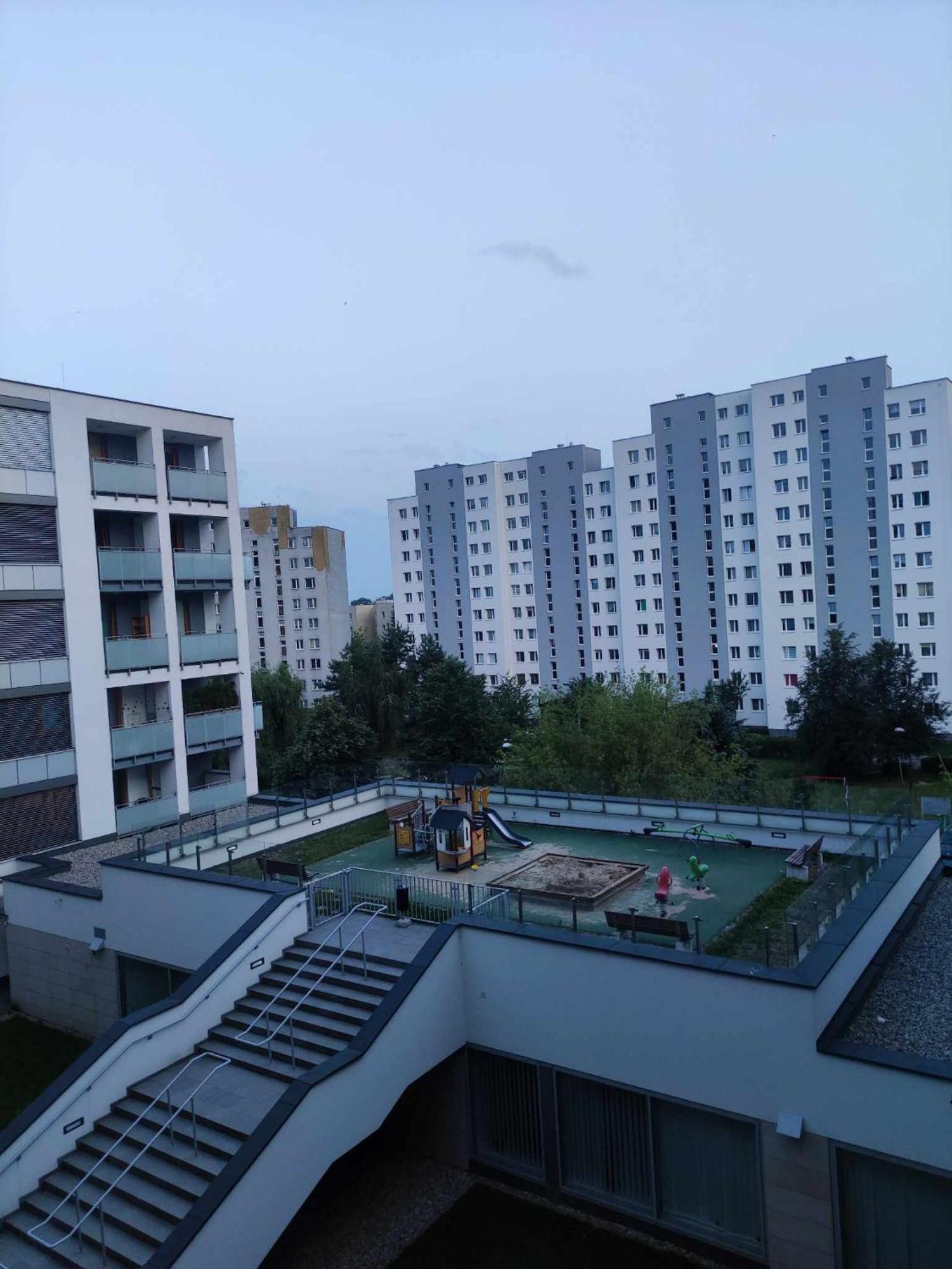 Apartamenty Metro Targowek 27 Warszawa Eksteriør billede